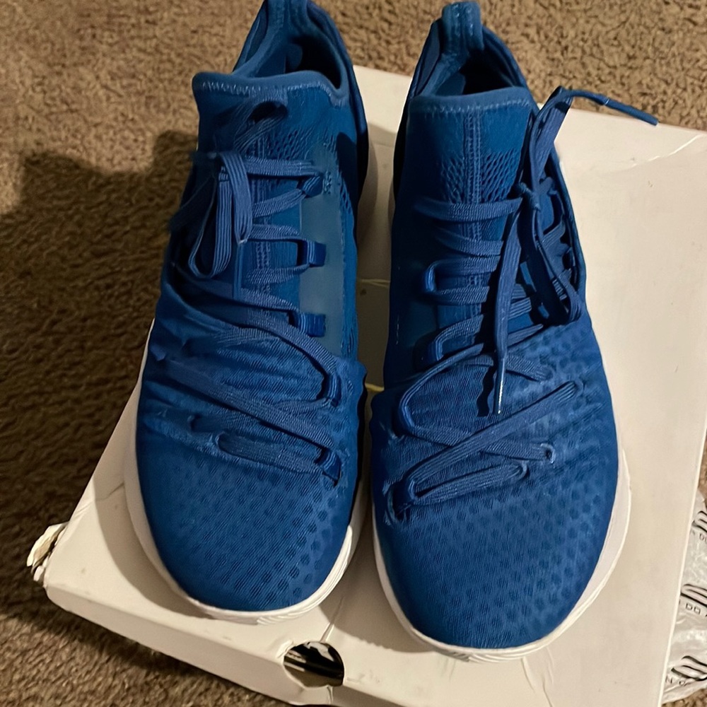 Shoe size 5.5